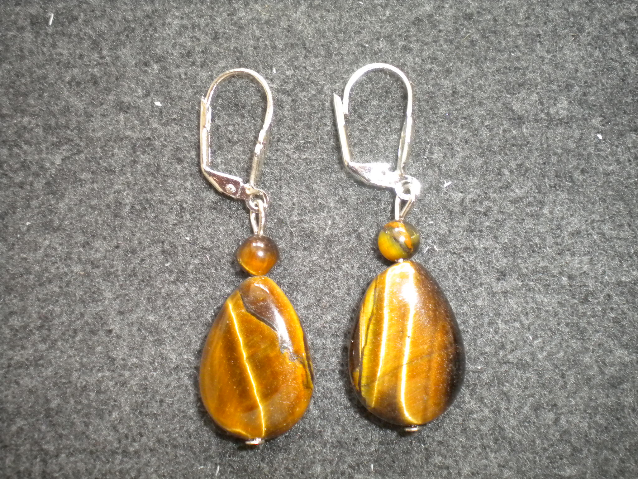 boucles d'oreilles oeil de tigre