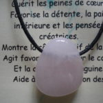 pendentif pierre plate quartz rose