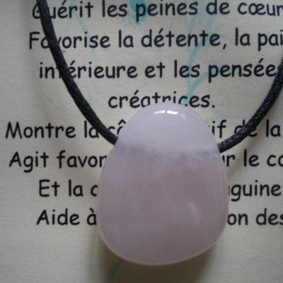 pendentif pierre plate quartz rose