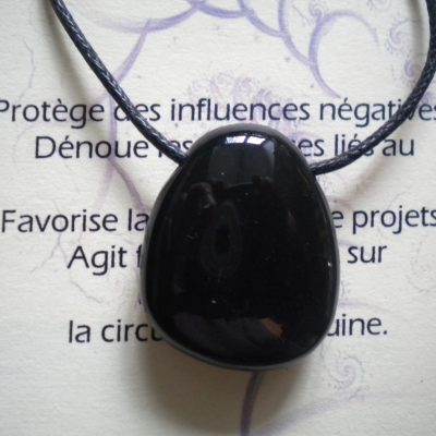 pendentif pierre plate onyx noir
