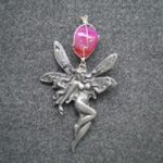 elfe de la séduction en étain et quartz rose