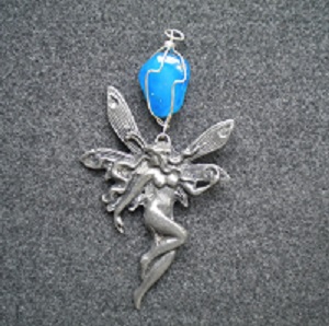 elfe de la séduction en étain et agate bleue
