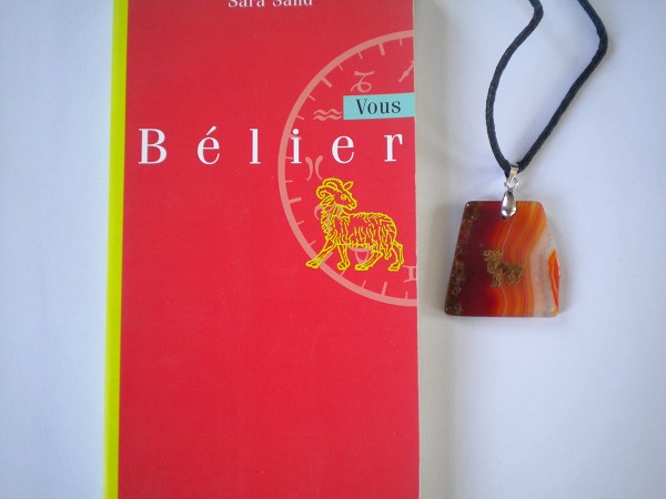 pendentif agate horoscope bélier