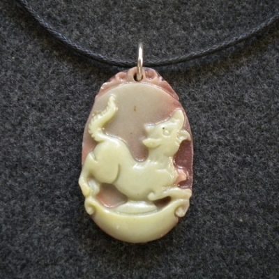 pendentif Chien pour la justice