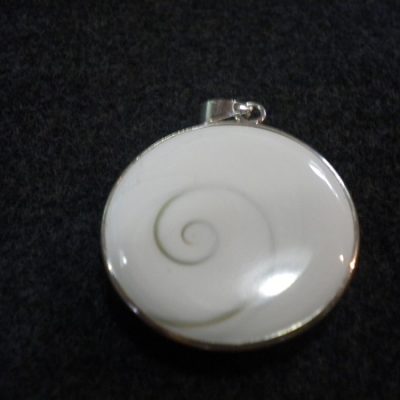 pendentif œil de Sainte Lucie rond