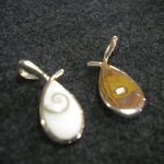 pendentif virgule œil de Ste Lucie