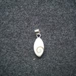 pendentif oeil Ste Lucie oblongue petit