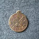 pendentif amulette contre les maladies