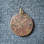 pendentif amulette pour les profits
