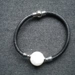 bracelet cuir et perle quartz rose