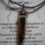 pendentif biterminé œil de tigre
