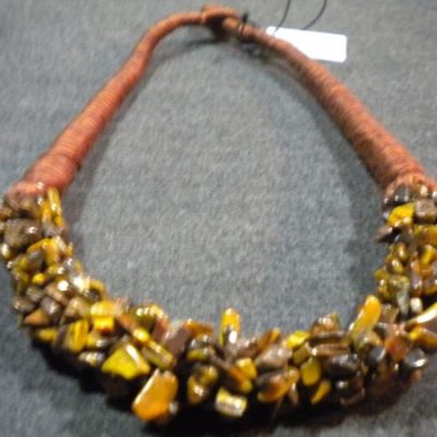 collier coton et oeil de tigre