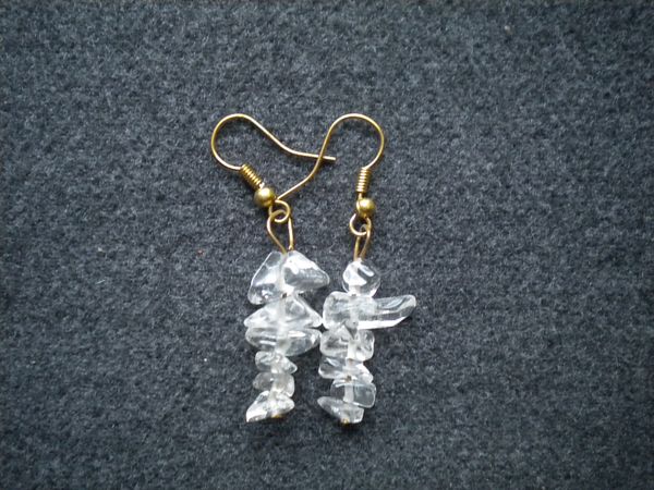 boucles d&rsquo;oreilles cristal de roche baroques