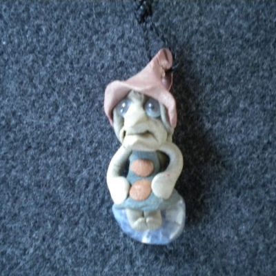 pendentif sorcière et sodalite