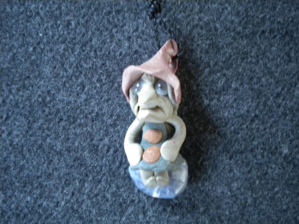 pendentif sorcière et sodalite