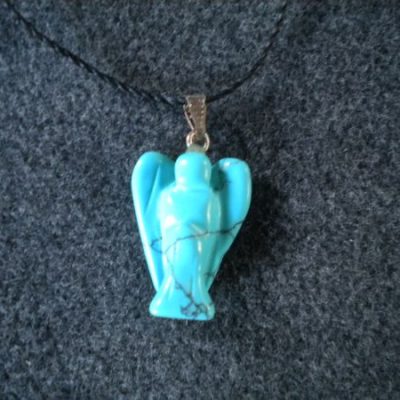 pendentif ange howlite
