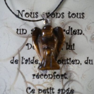 pendentif ange en oeil de tigre