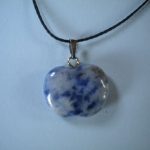 pendentif pomme sodalite