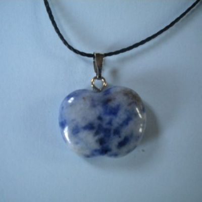 pendentif pomme sodalite