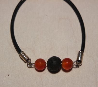 bracelet aromathérapie lave et cornaline