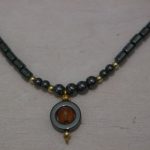 collier hématite et cornaline