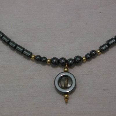 collier hématite et cristal de roche