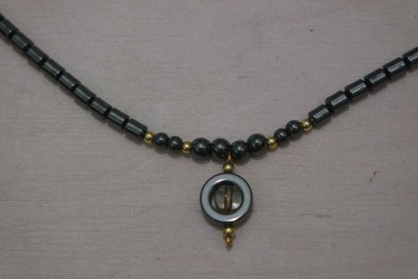 collier hématite et cristal de roche
