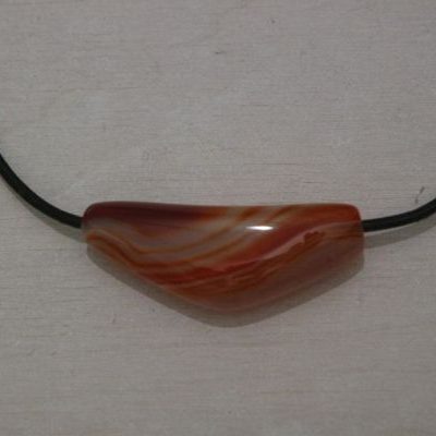 pendentif cornaline zonée
