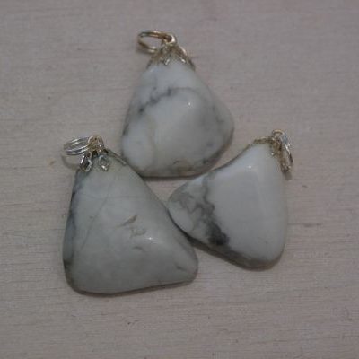 pendentif howlite