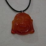 pendentif bouddha en cornaline