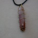 pendentif spirale agate rose