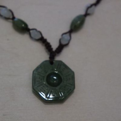 pendentif miroir pakua en jade