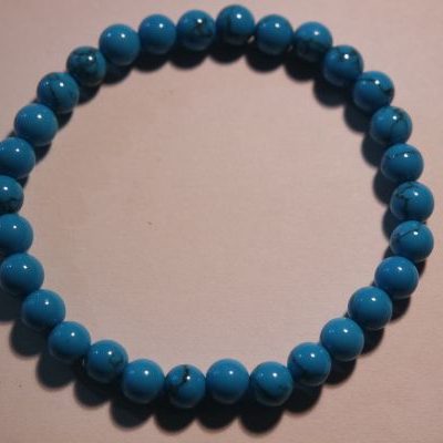 bracelet perles howlite bleue