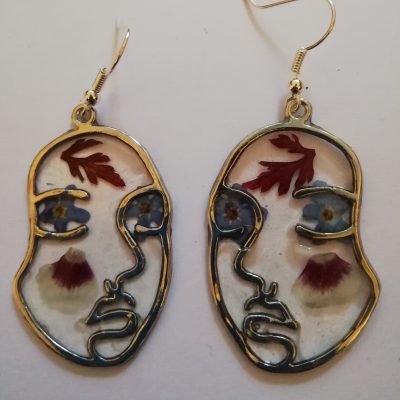 visages myosotis et oeillet